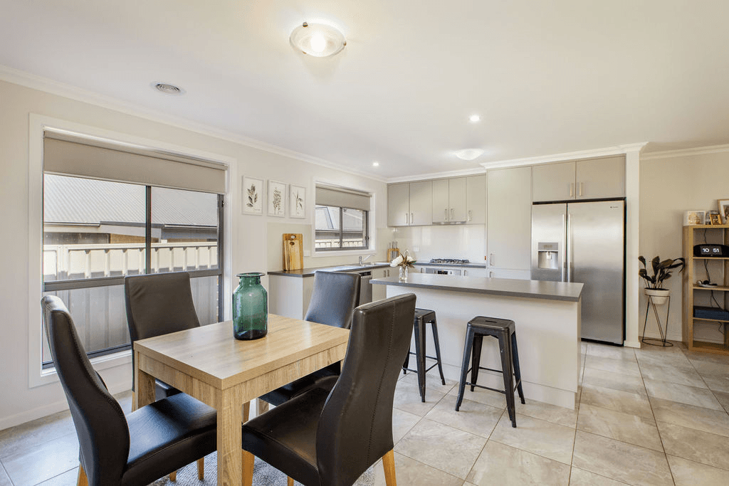 86 Songlark Crescent, Thurgoona, NSW 2640