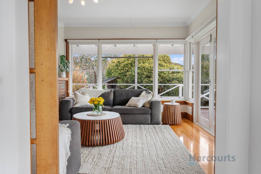 21 Crescent Street, PENGUIN, TAS 7316