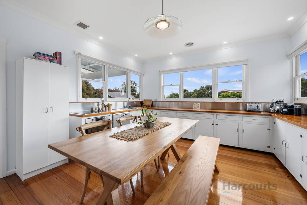 21 Crescent Street, PENGUIN, TAS 7316