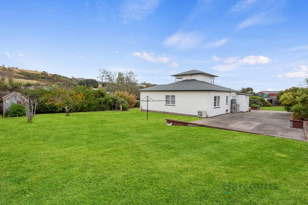 21 Crescent Street, PENGUIN, TAS 7316