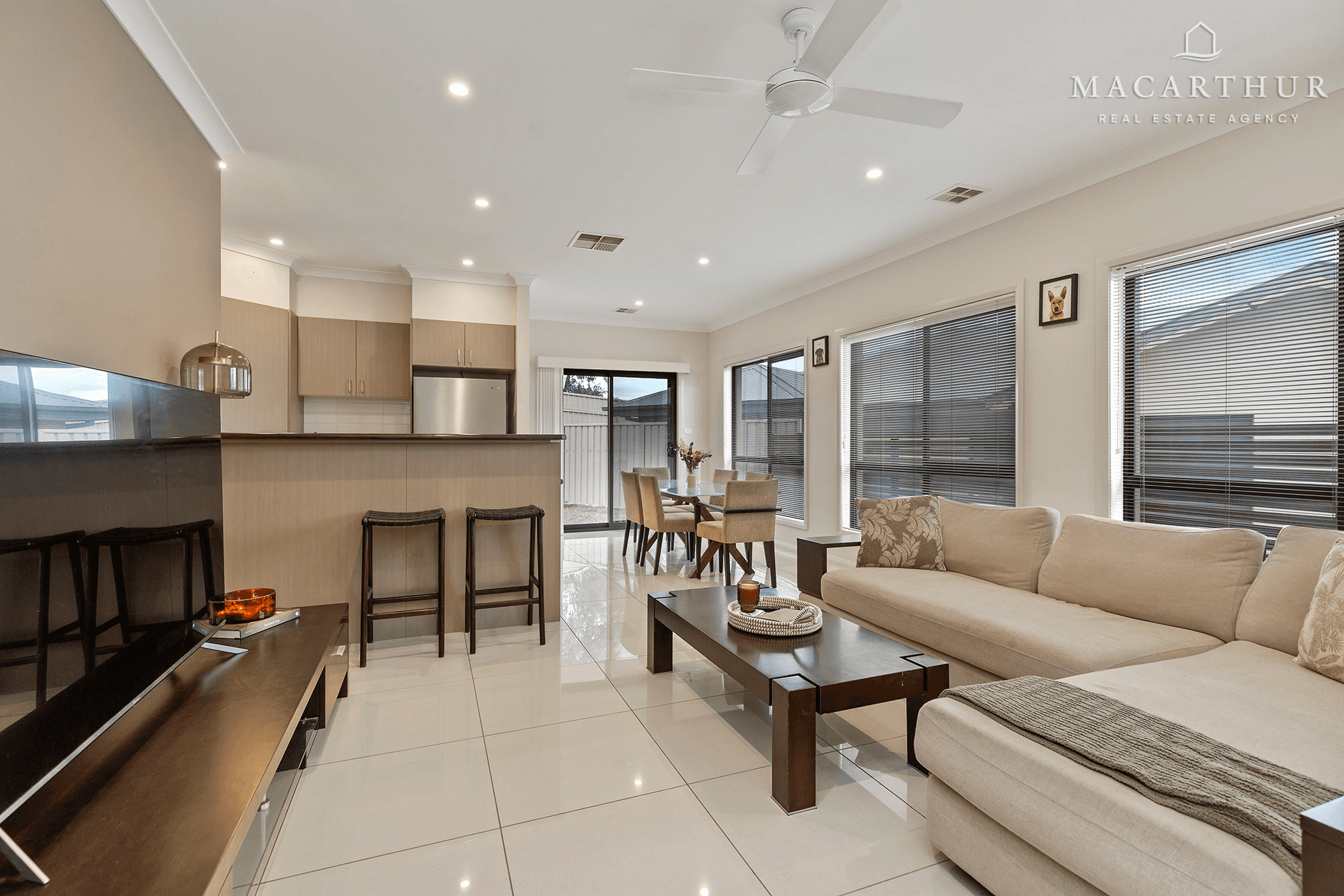 1/11 Birri Place, Glenfield Park, NSW 2650