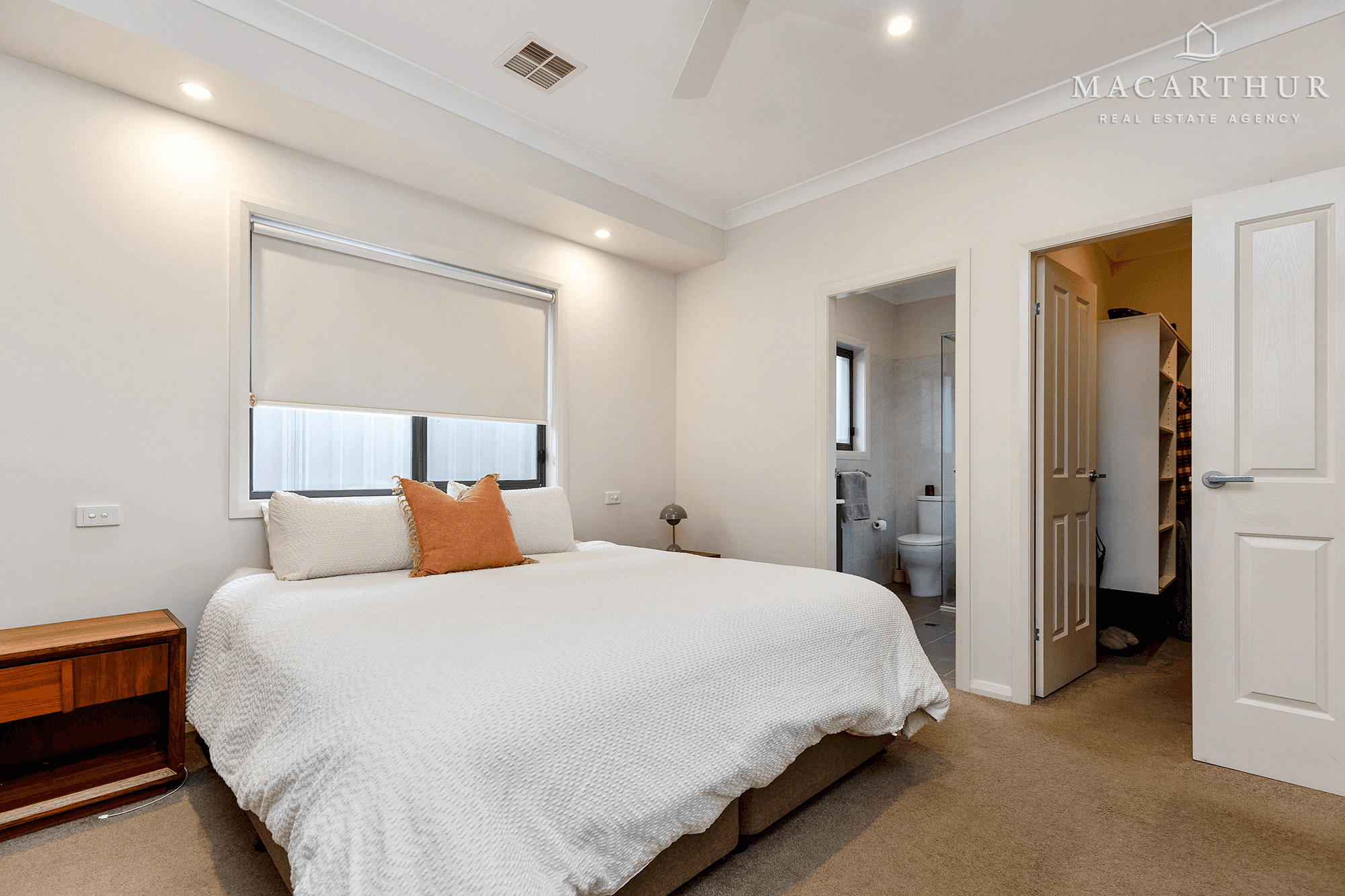 1/11 Birri Place, Glenfield Park, NSW 2650