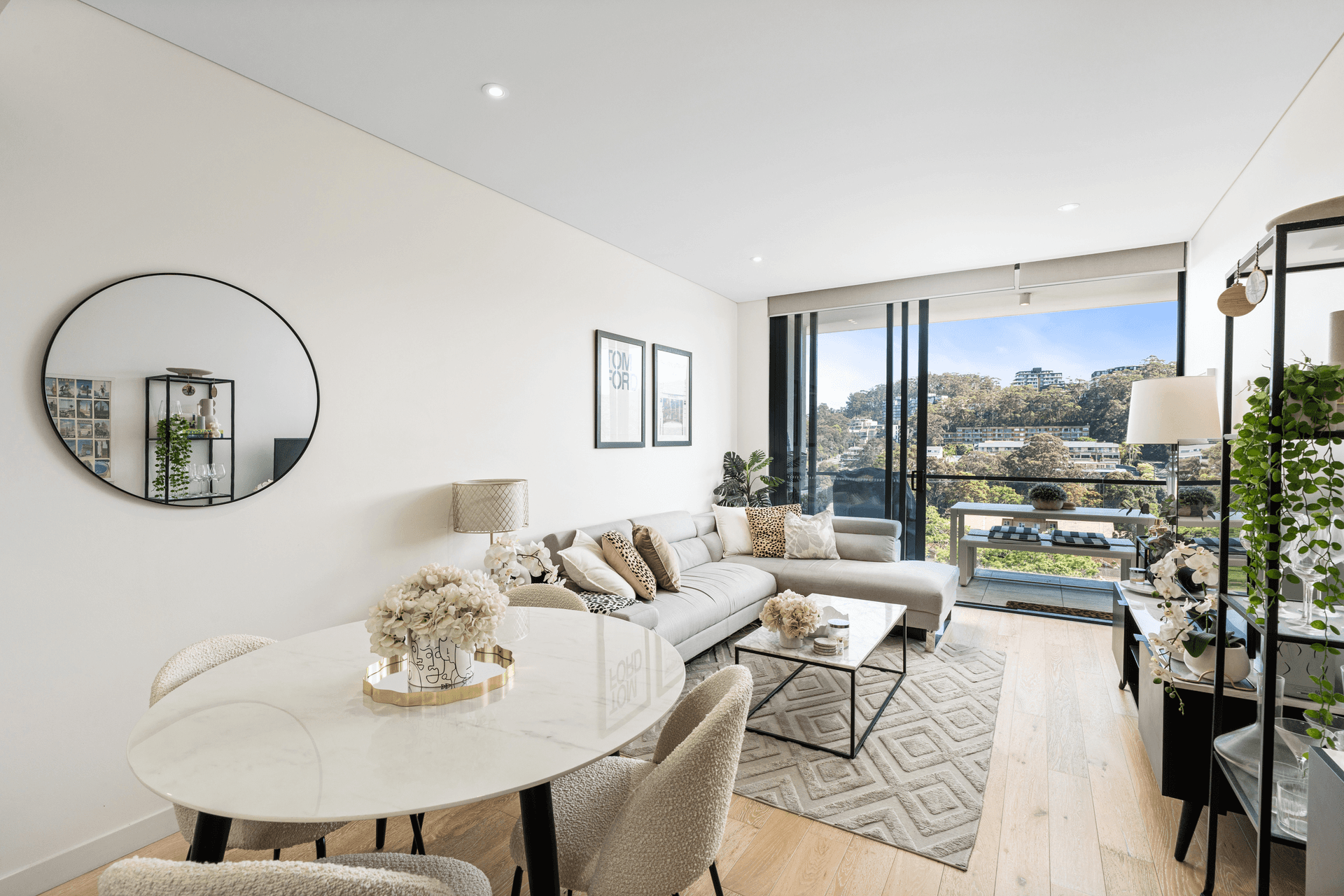 505/148a Albany Street, Point Frederick, NSW 2250