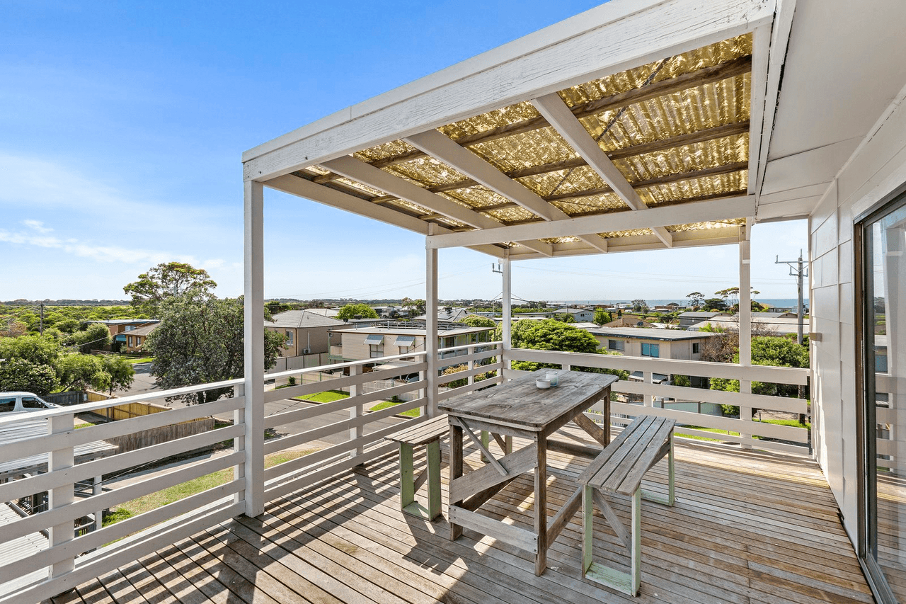 14 Sylvester Avenue, ST LEONARDS, VIC 3223