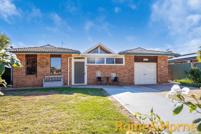 6 Page Avenue, DUBBO, NSW 2830