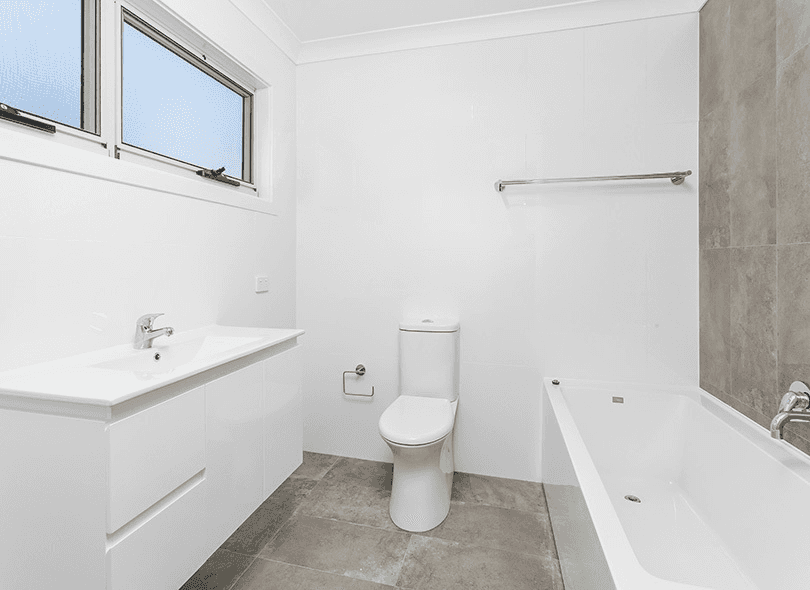 2/38 Central Road, Unanderra, NSW 2526