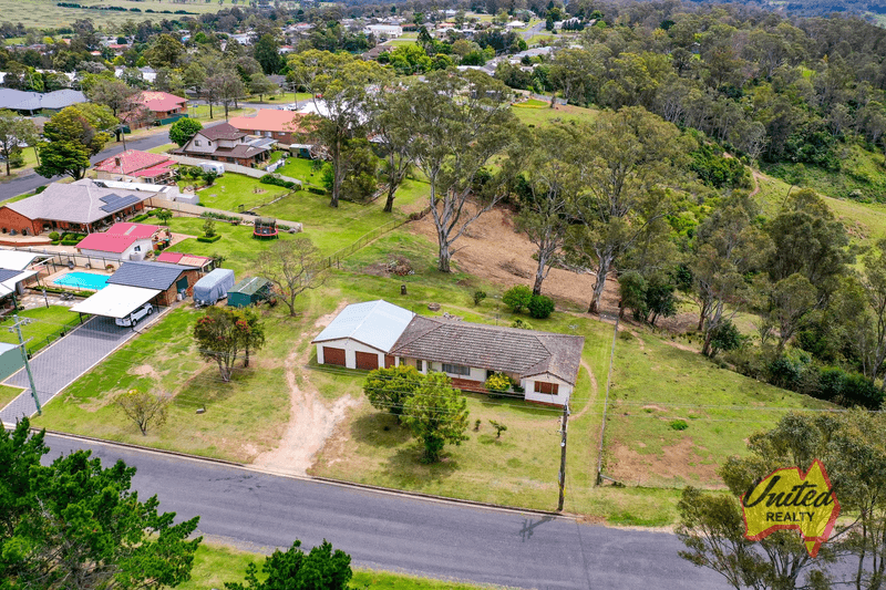 33 Glendiver Road, The Oaks, NSW 2570