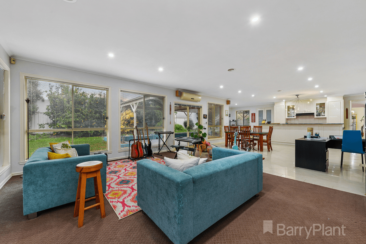 12 St Michael Drive, Tarneit, VIC 3029