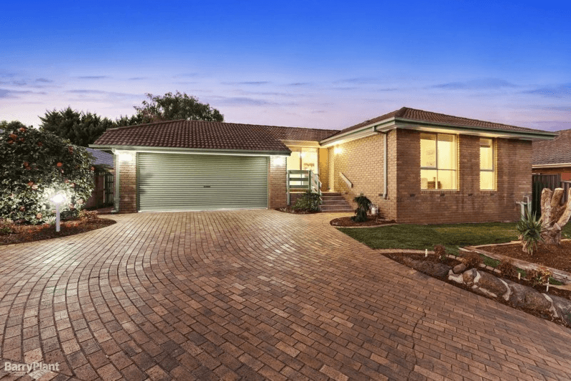 24 Statesman Crescent, MOOROOLBARK, VIC 3138