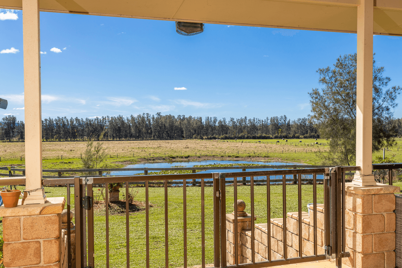 11 Roseleas Close, CUNDLETOWN, NSW 2430