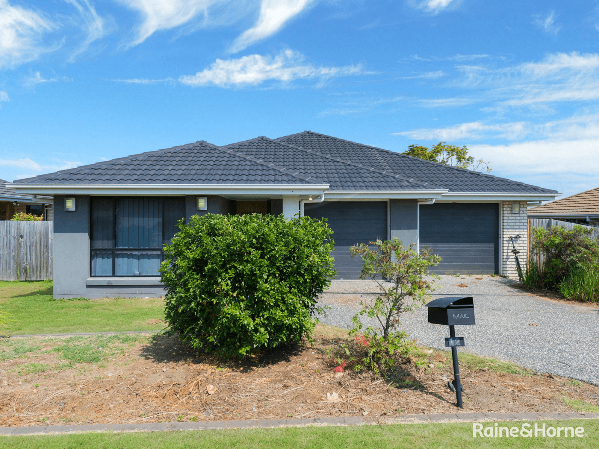 12 Phoebe Way, GLENEAGLE, QLD 4285