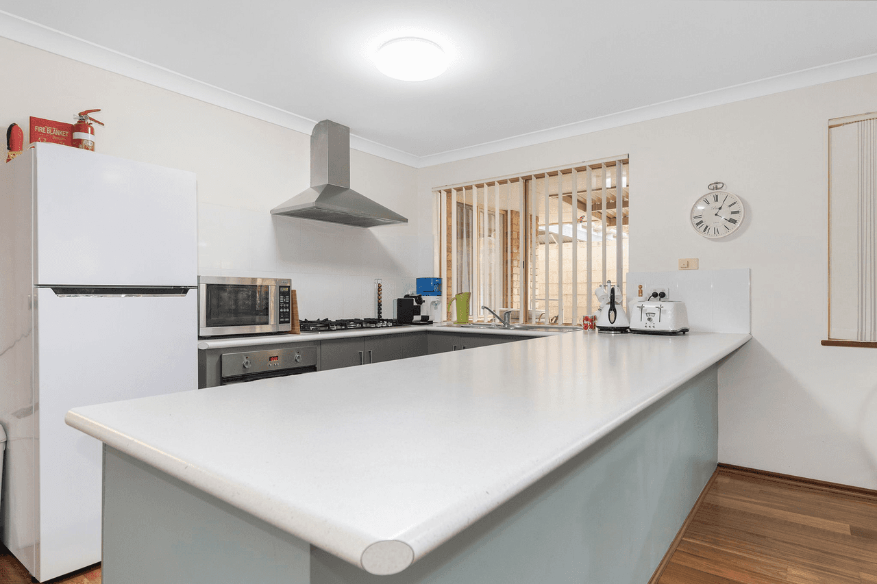 13 Davies Way, BROADWATER, WA 6280