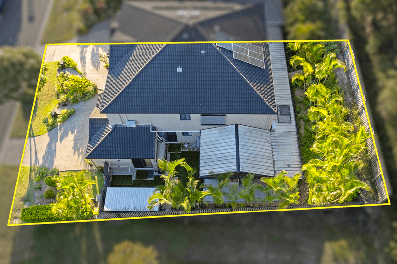 2/13 McRae Circuit, PACIFIC PINES, QLD 4211