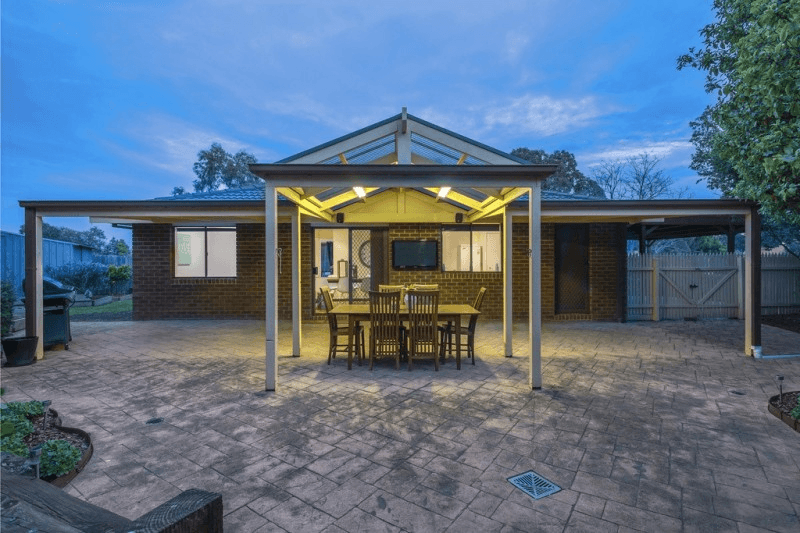 60 Rees Road, SUNBURY, VIC 3429