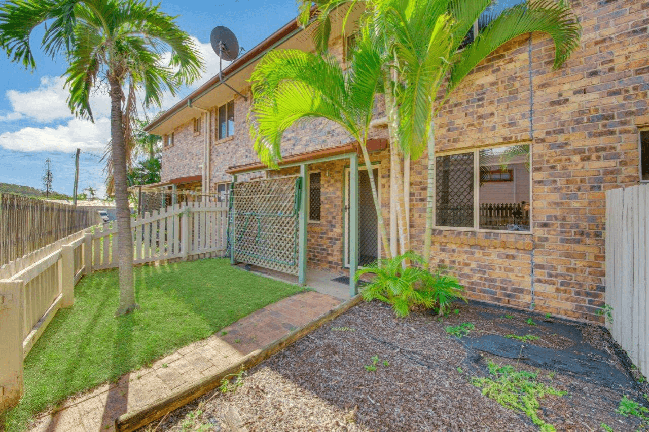 Unit 2/46 J Hickey Avenue, CLINTON, QLD 4680