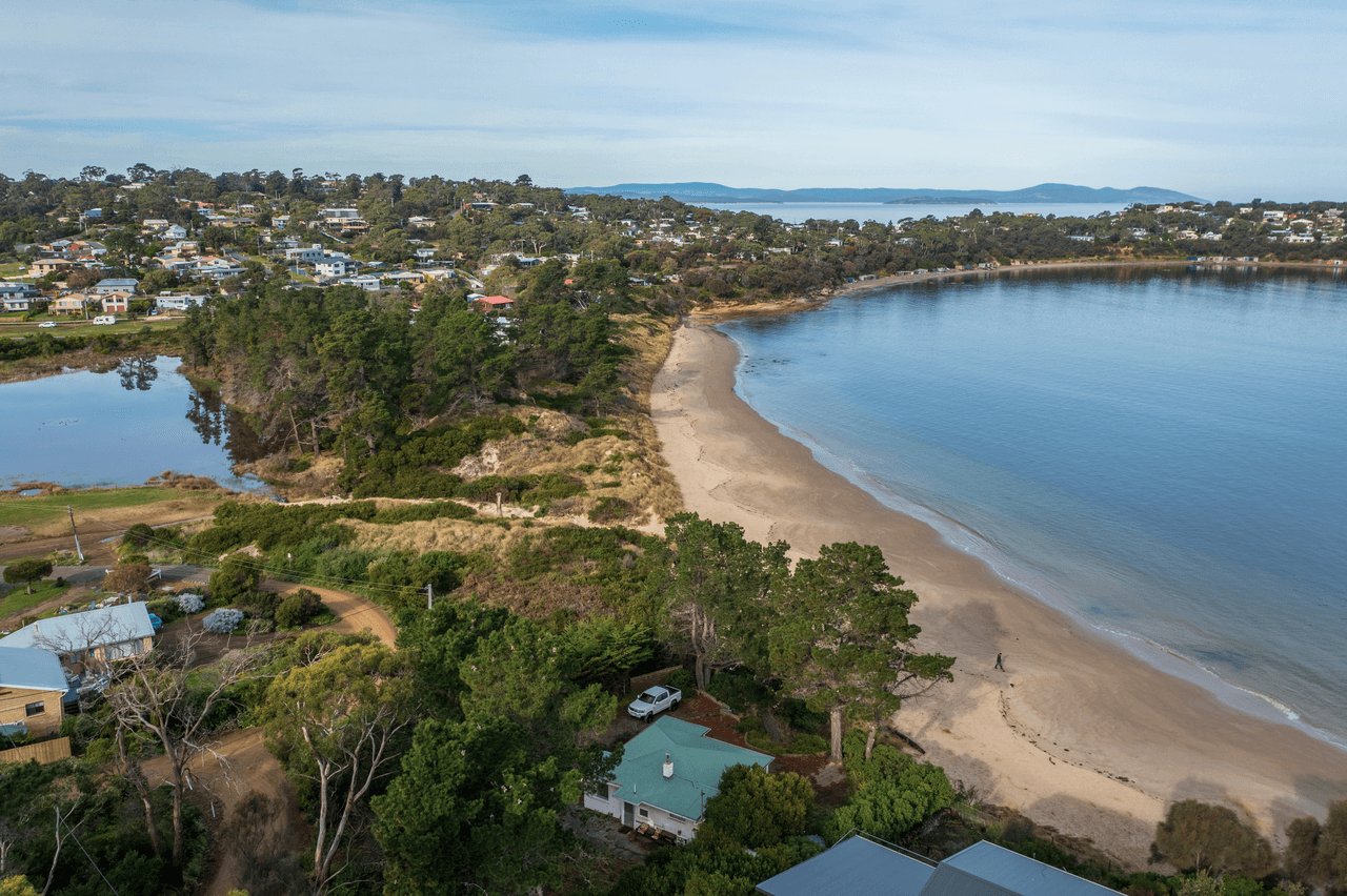 12 Lourah Street, DODGES FERRY, TAS 7173