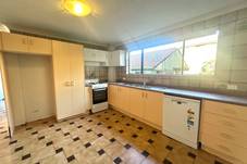 2/18 West Burleigh Road, Burleigh Heads, QLD 4220