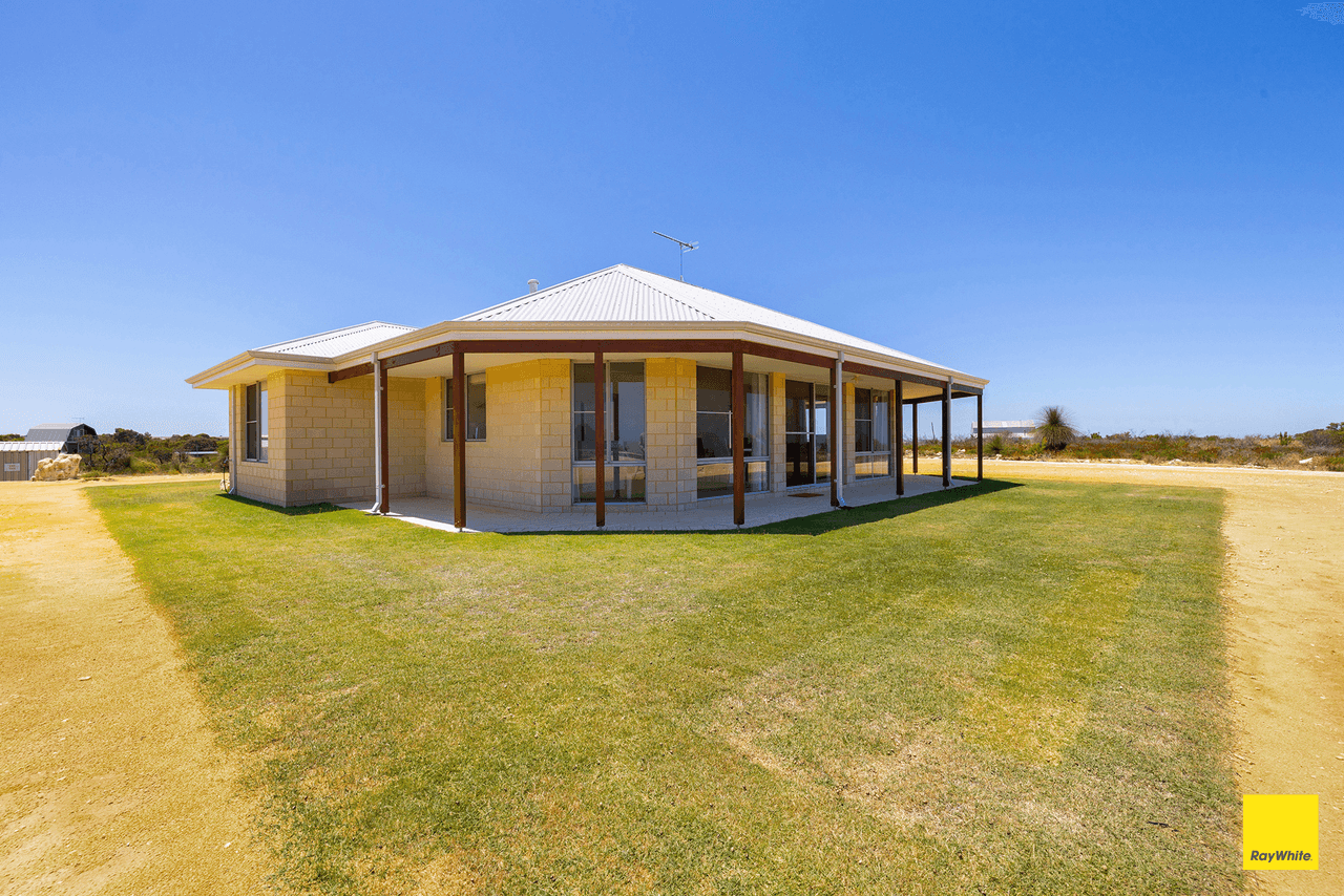 38 SEAVIEW Drive, KARAKIN, WA 6044