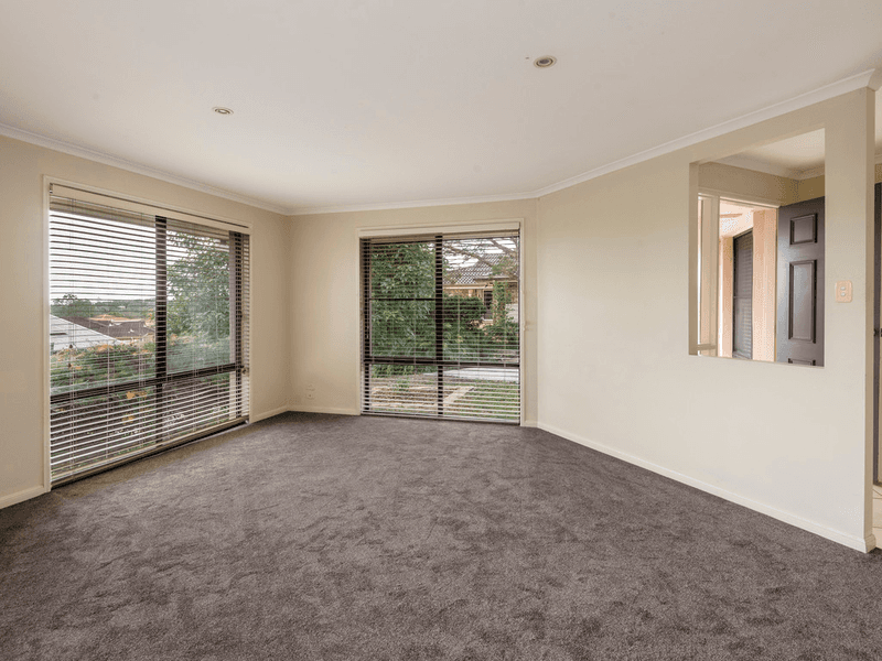 10 Arlington Court, GOONELLABAH, NSW 2480