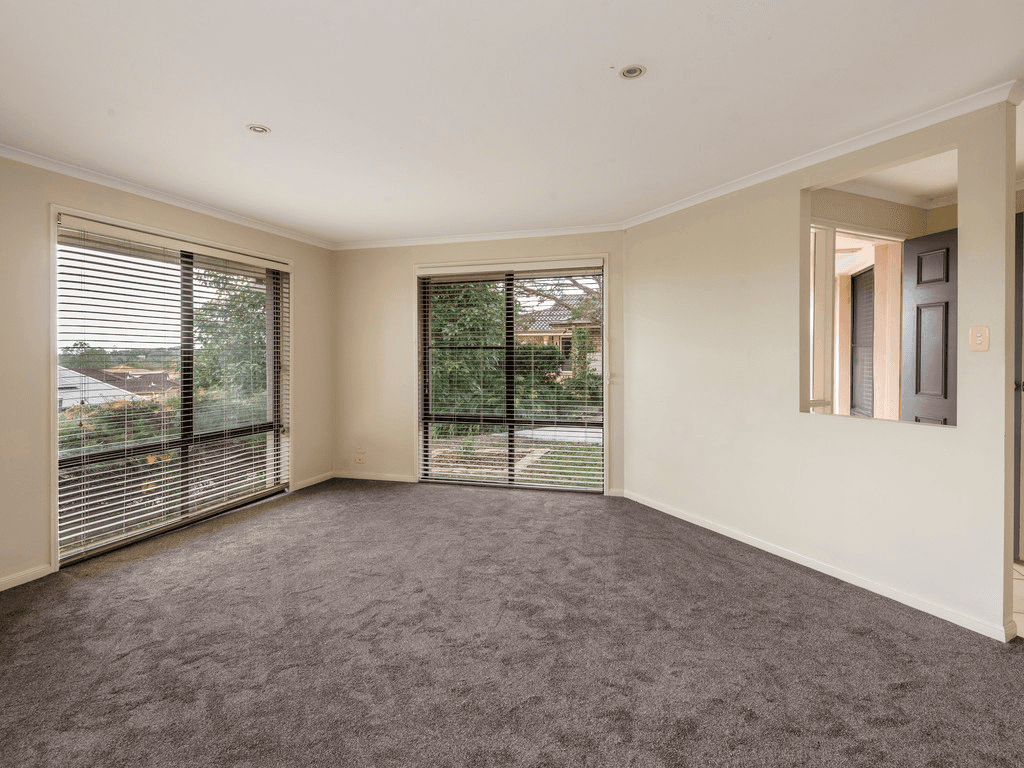 10 Arlington Court, GOONELLABAH, NSW 2480