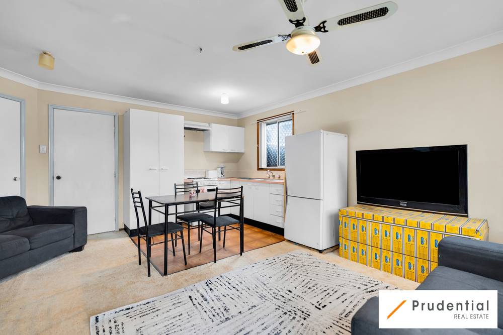 10 Wattle Avenue, MACQUARIE FIELDS, NSW 2564