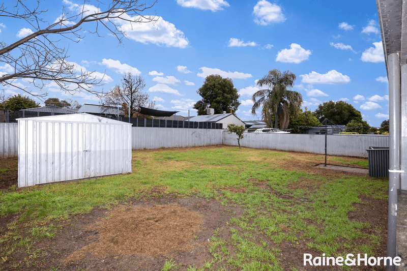220 Fernleigh Road, ASHMONT, NSW 2650