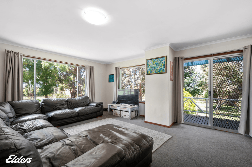 293 SOUTH GIPPSLAND Highway, YARRAM, VIC 3971