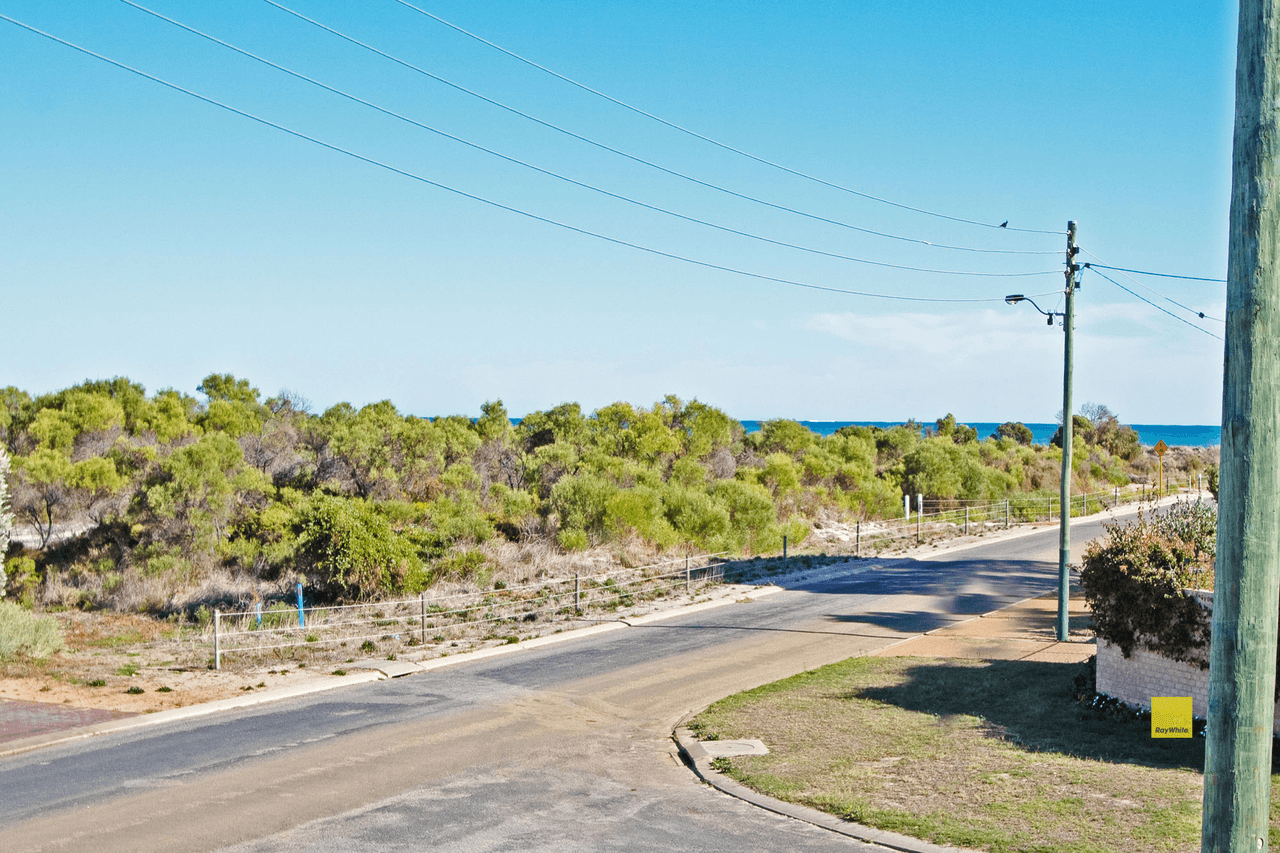 16  Shingle Ave, JURIEN BAY, WA 6516