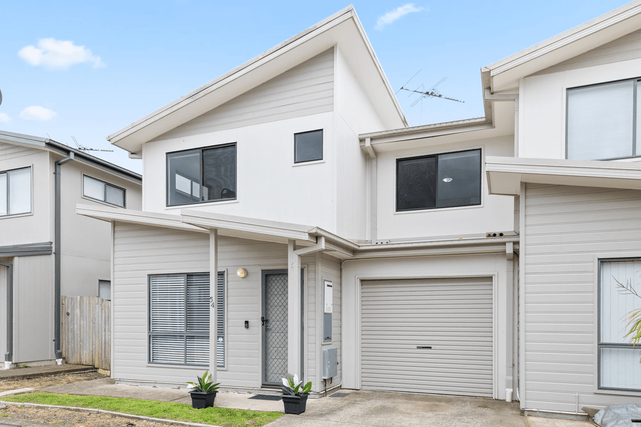 54/40 GLEDSON Street, NORTH BOOVAL, QLD 4304