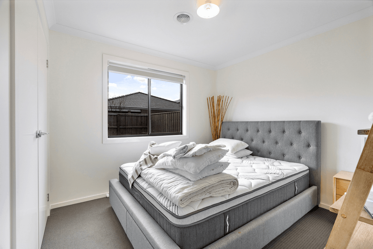 48 Cosgrove Drive, Bacchus Marsh, VIC 3340