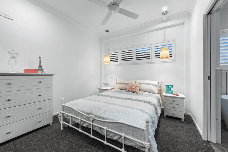 23 Fortune Street, SCARBOROUGH, QLD 4020