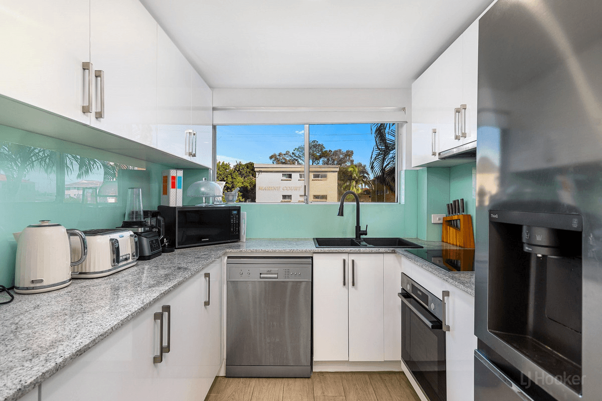 4/49 Brighton Street, BIGGERA WATERS, QLD 4216