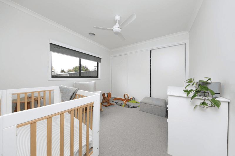 52B GUNBOWER PARADE, KOONDROOK, VIC 3580