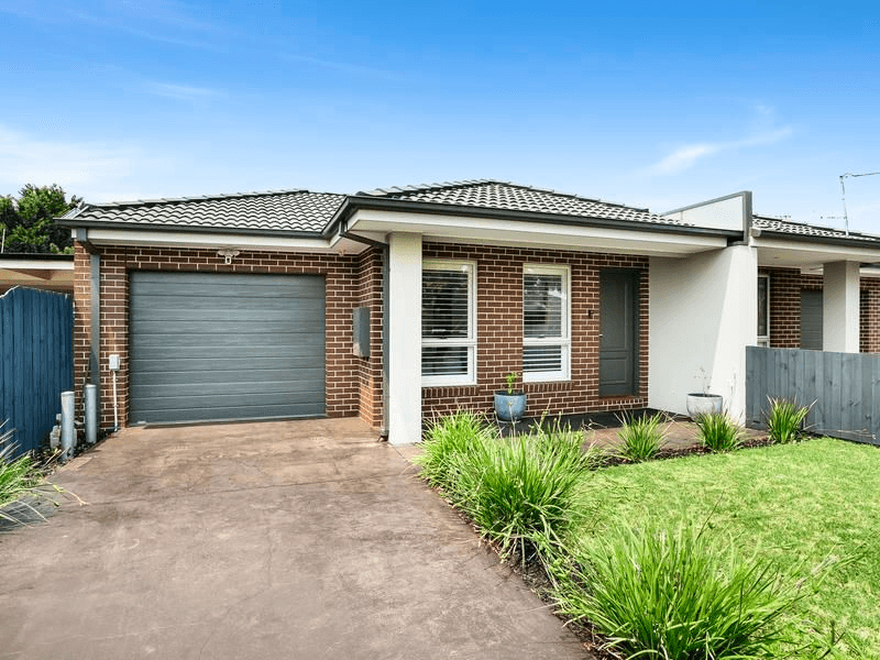 27 Berembong Drive, Keilor East, VIC 3033