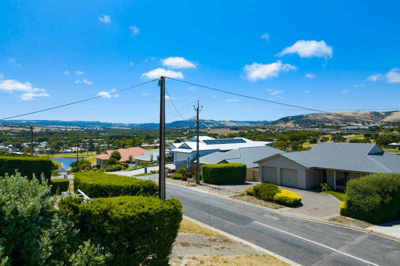 37 Cudmore Road, MCCRACKEN, SA 5211