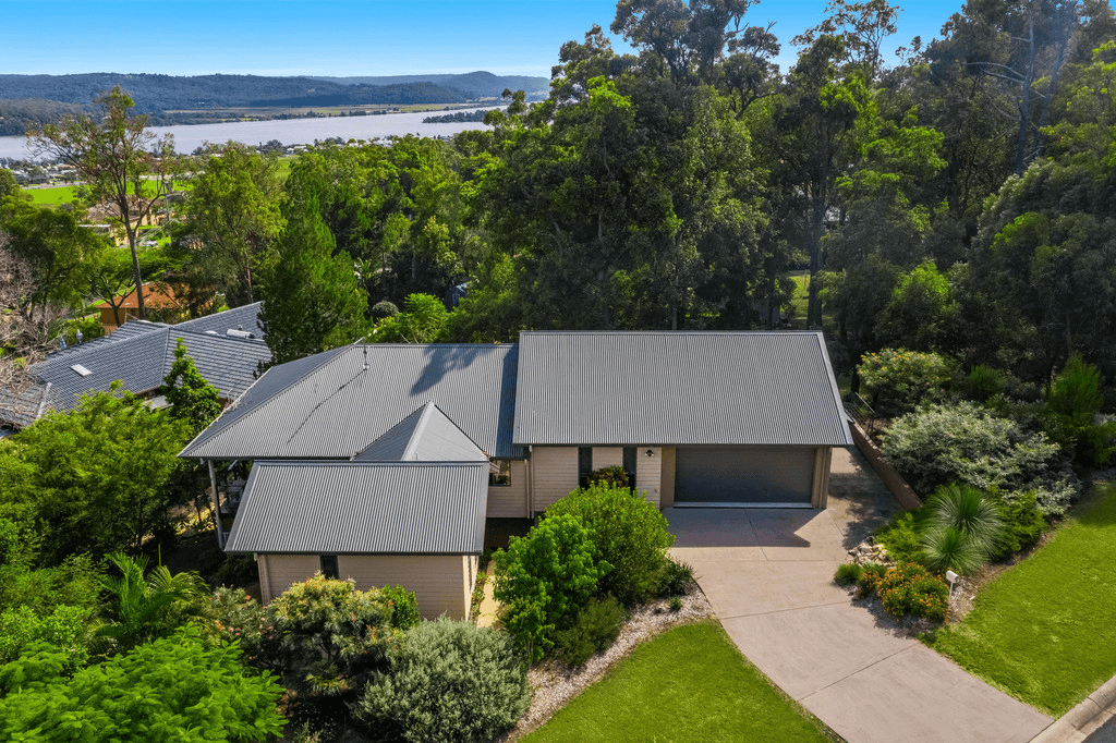 6 Riverwood Terrace, MACLEAN, NSW 2463