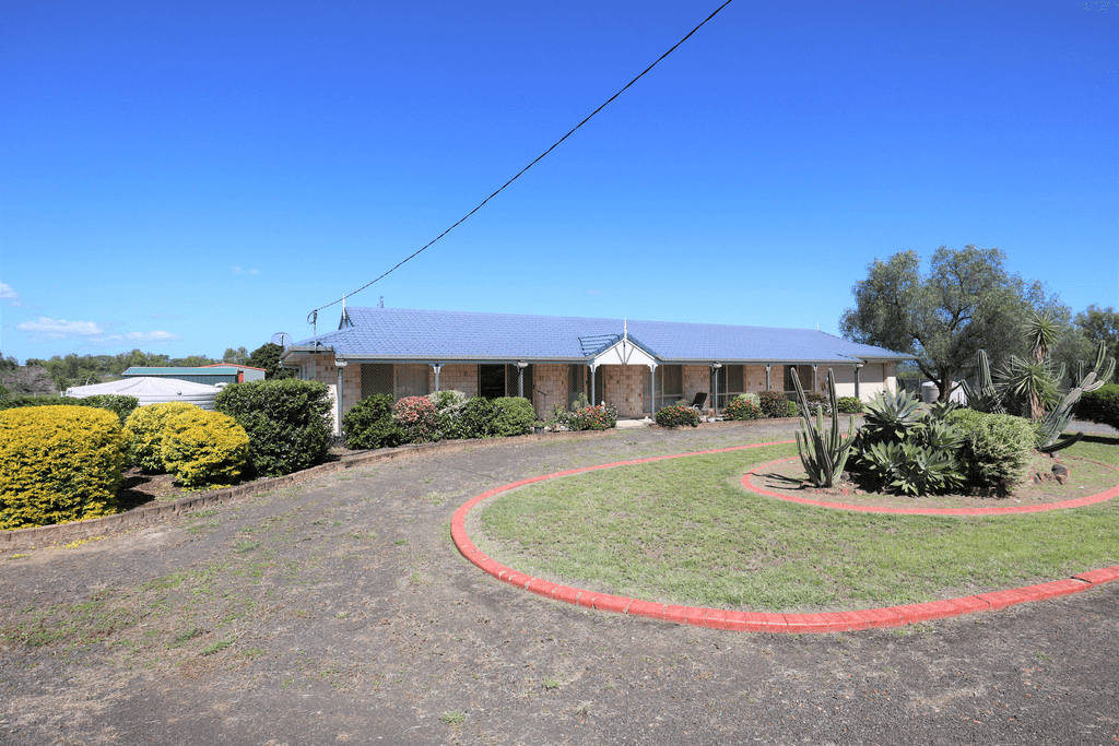 8 Sunwest Court, PLAINLAND, QLD 4341