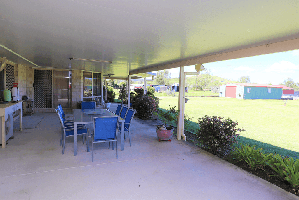 8 Sunwest Court, PLAINLAND, QLD 4341