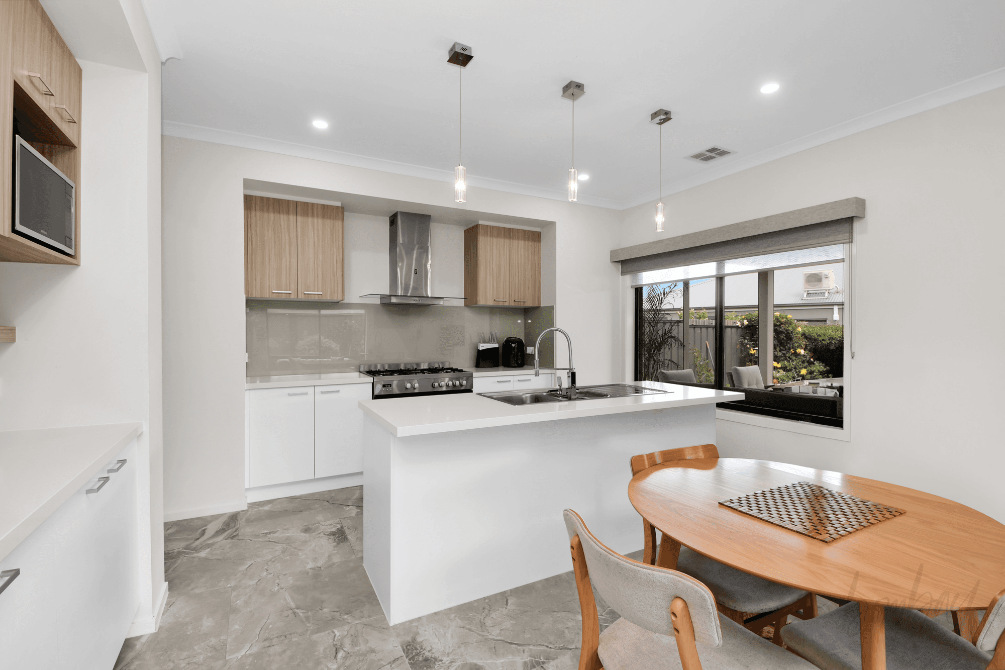 27 Roscoe Avenue, KALKALLO, VIC 3064