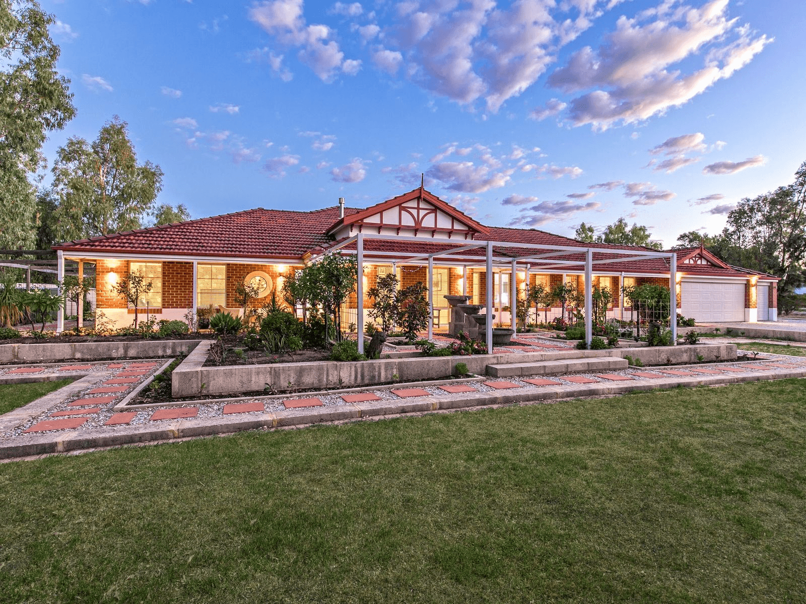 1 Fairbairn Road, SERPENTINE, WA 6125