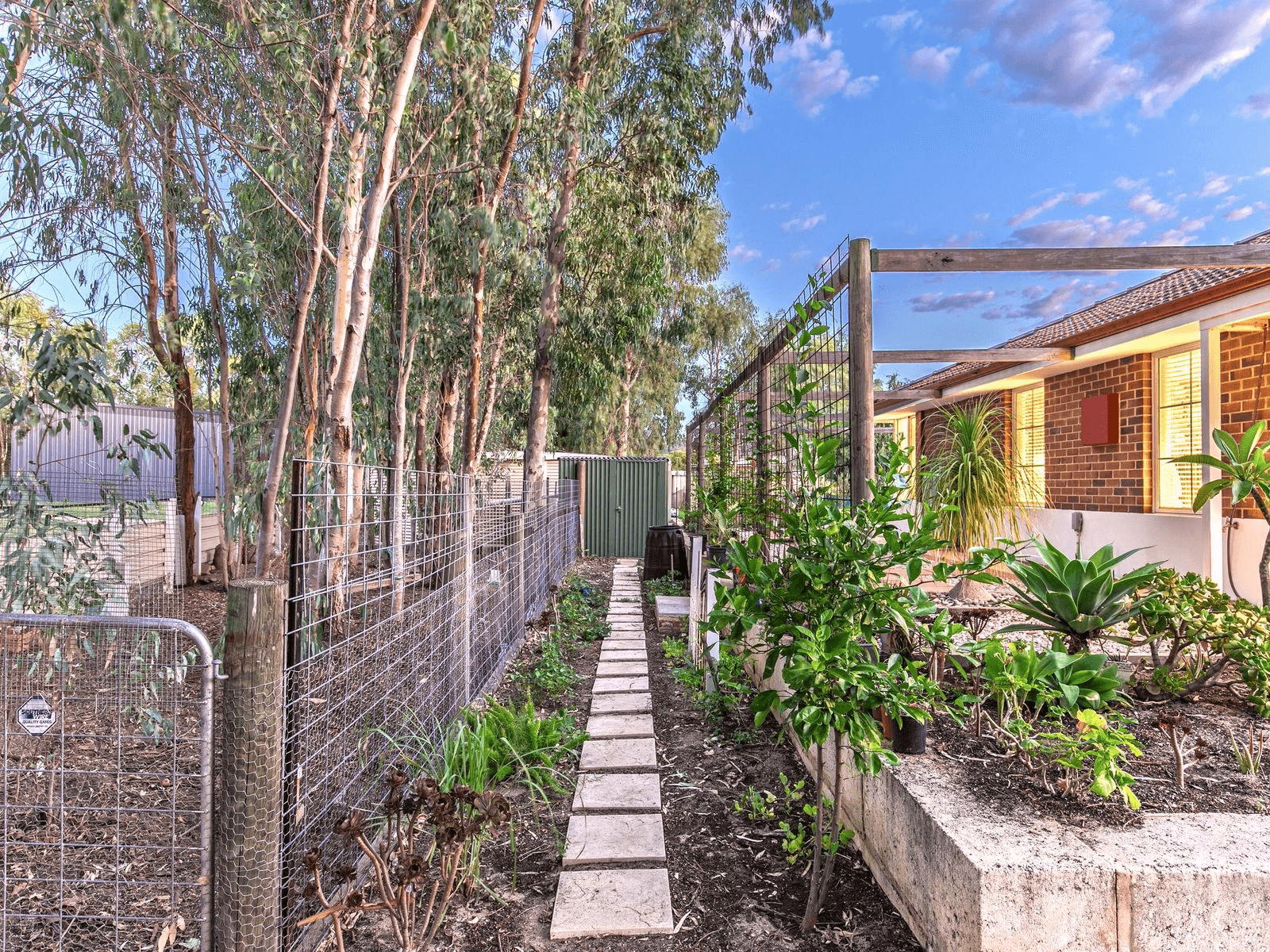 1 Fairbairn Road, SERPENTINE, WA 6125