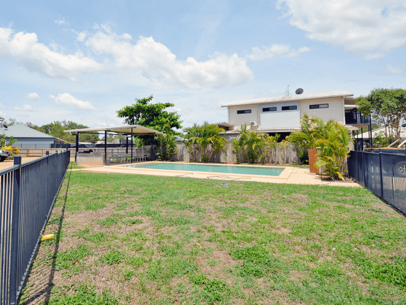 5/3 Tom Morrison Drive, Rocky Point, QLD 4874