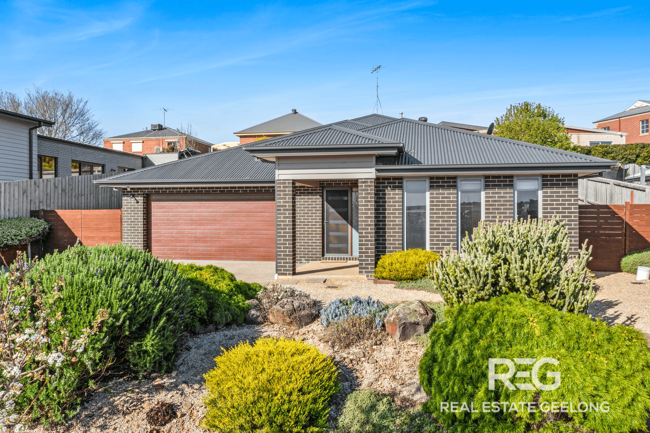 14 Aitkenside Avenue, HIGHTON, VIC 3216