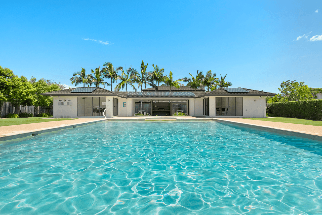 3/2 Catalina Way, UPPER COOMERA, QLD 4209