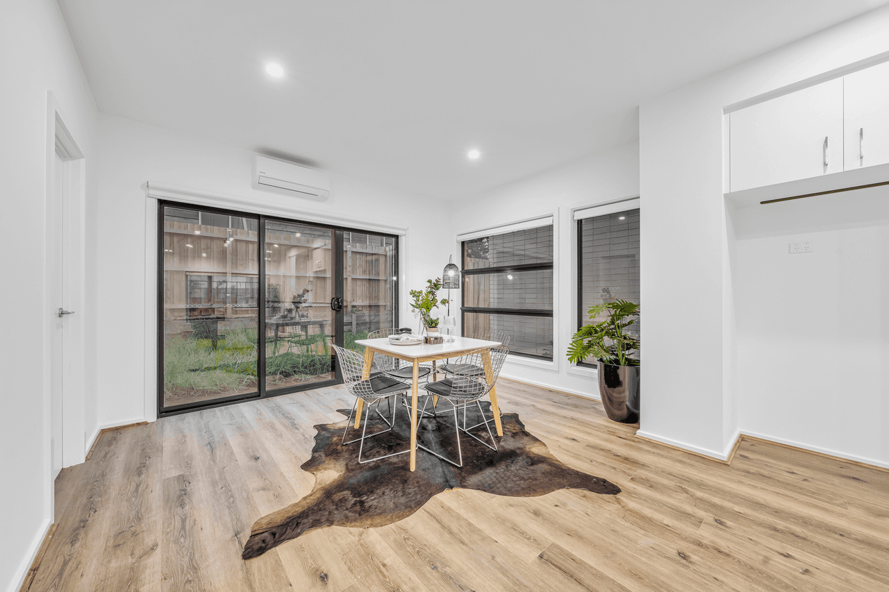 6/24 Bayview Road, OFFICER, VIC 3809