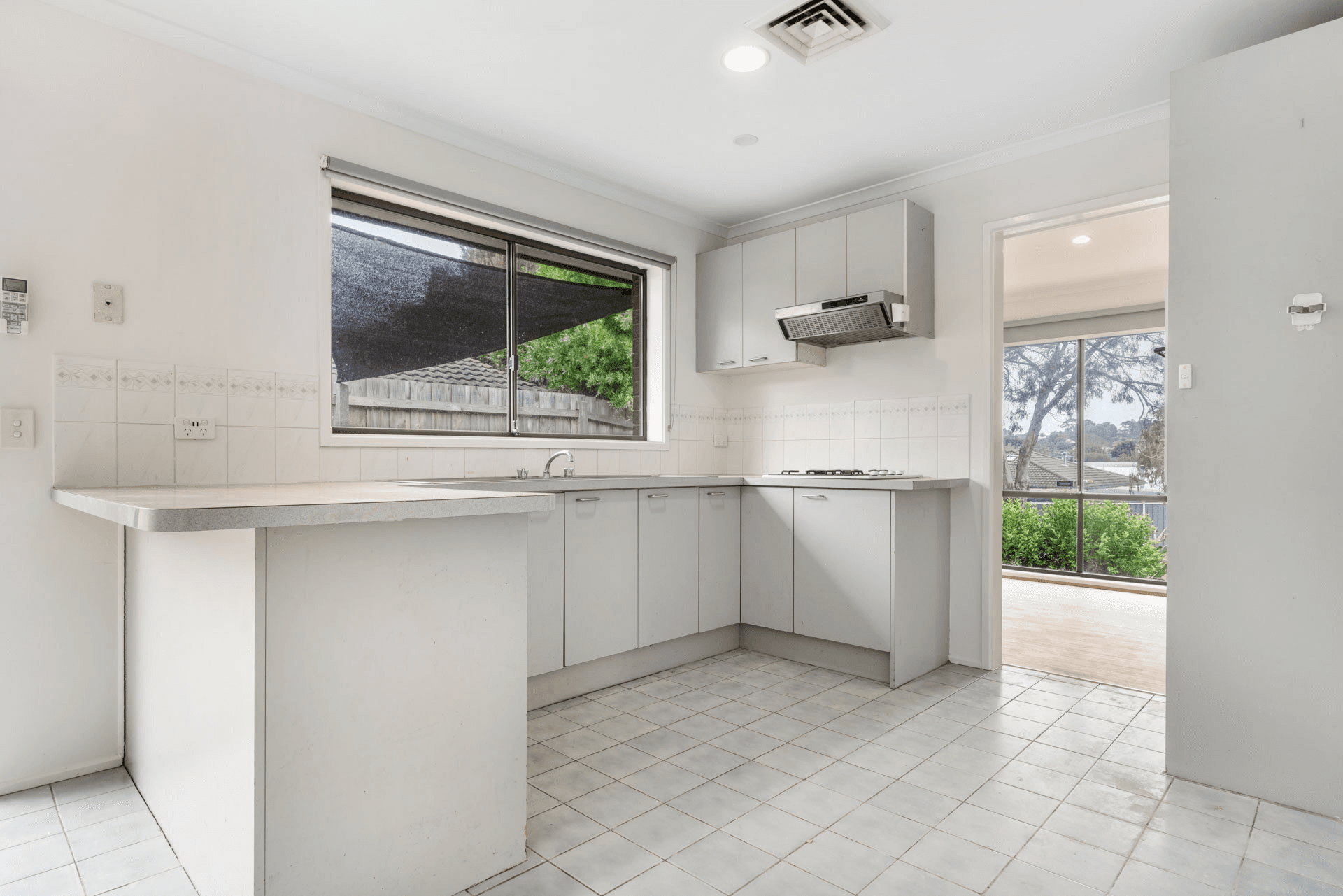 30 Leonard Drive, LANGWARRIN, VIC 3910