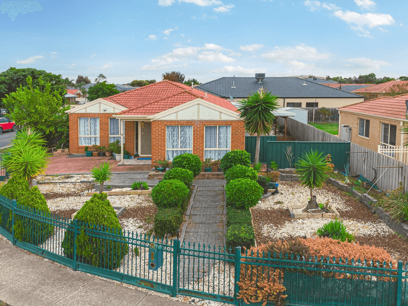 8 Cedarwood Way, ROXBURGH PARK, VIC 3064