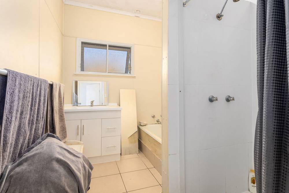 24 Wyndham Street, TIVOLI, QLD 4305