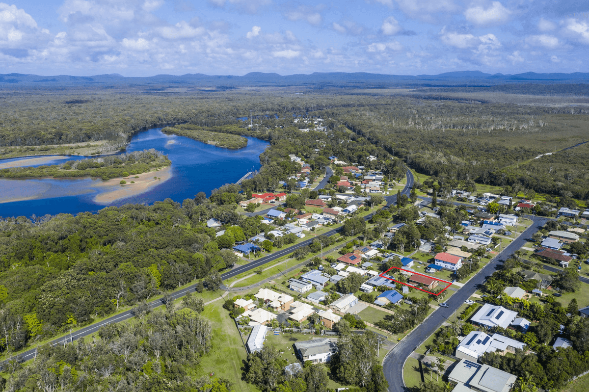 18 Kendall Avenue, Wooli, NSW 2462