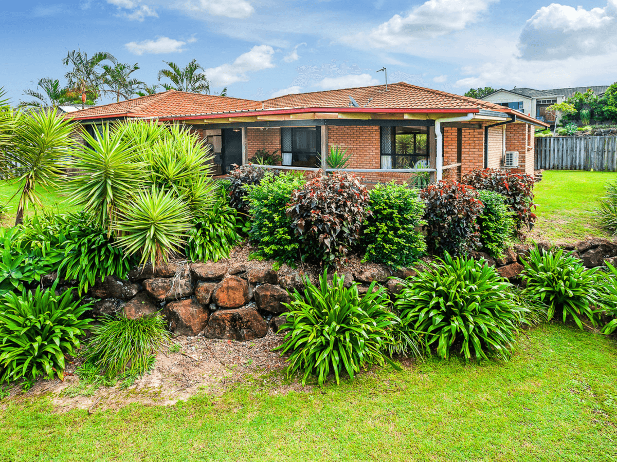 20 Penrhyn Street, Pacific Pines, QLD 4211